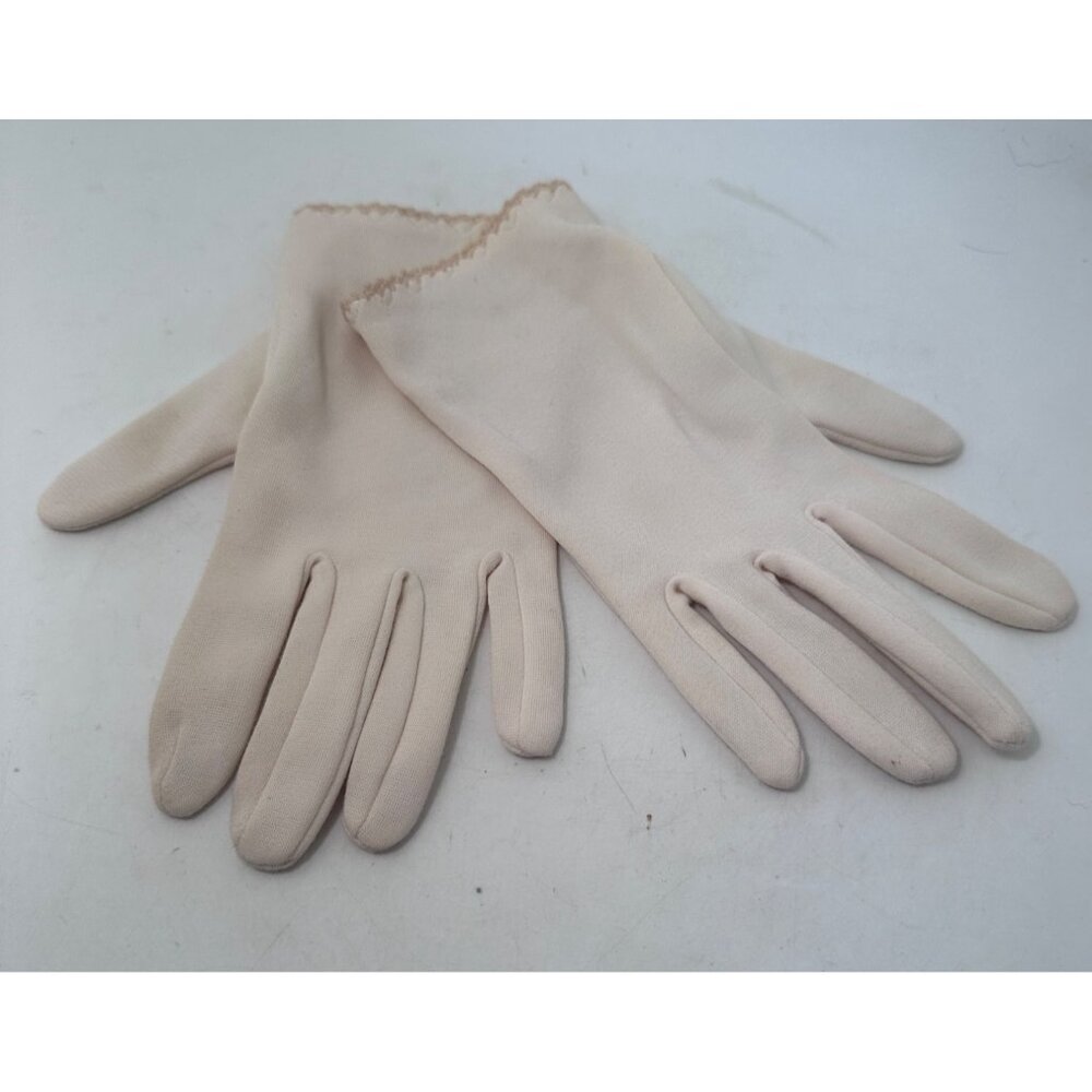 Vintage Womens Gloves  cream Off White Scalloped Trim Purity